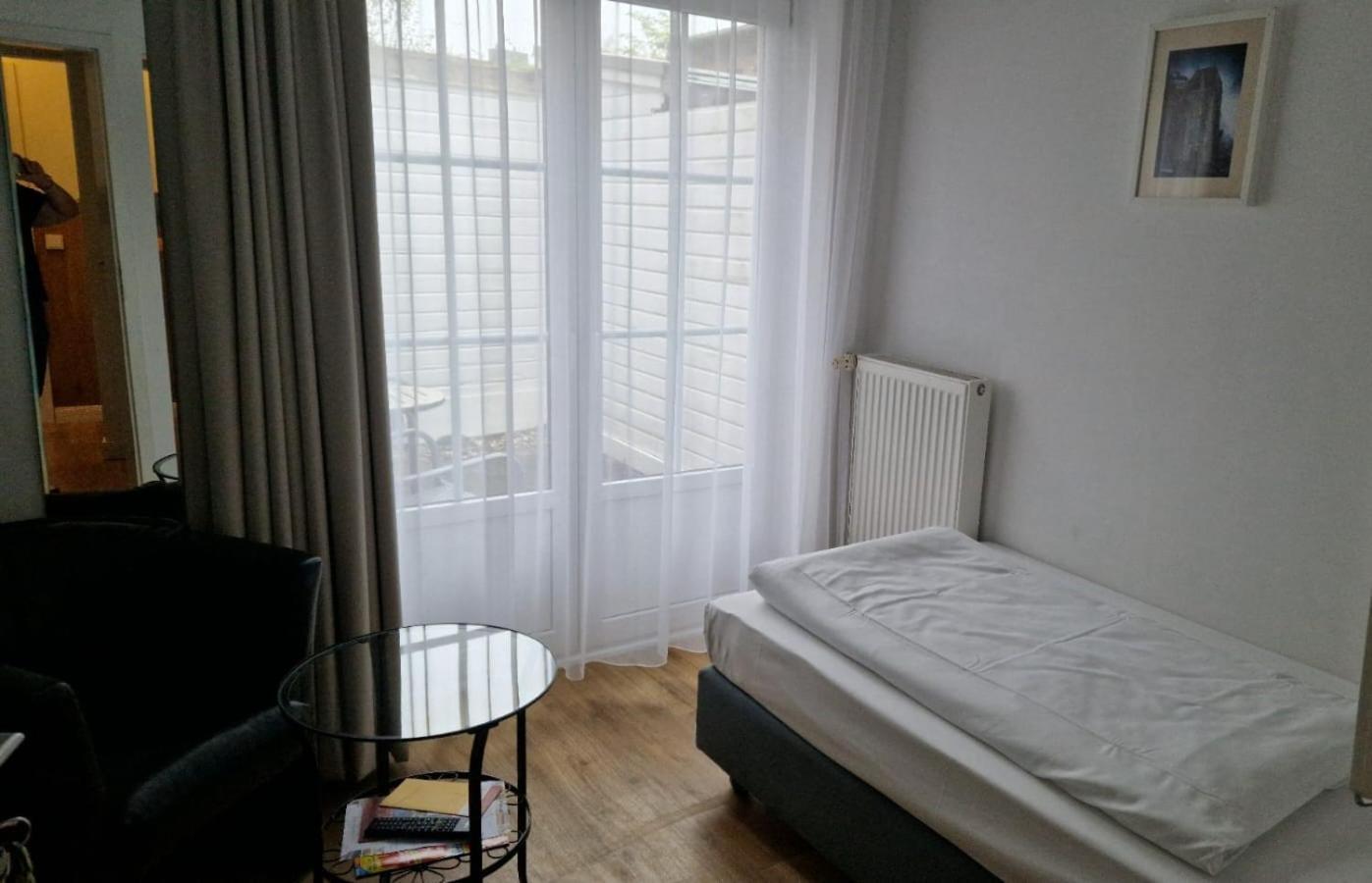 Hotel Zum Roten Tore Lüneburg Buitenkant foto