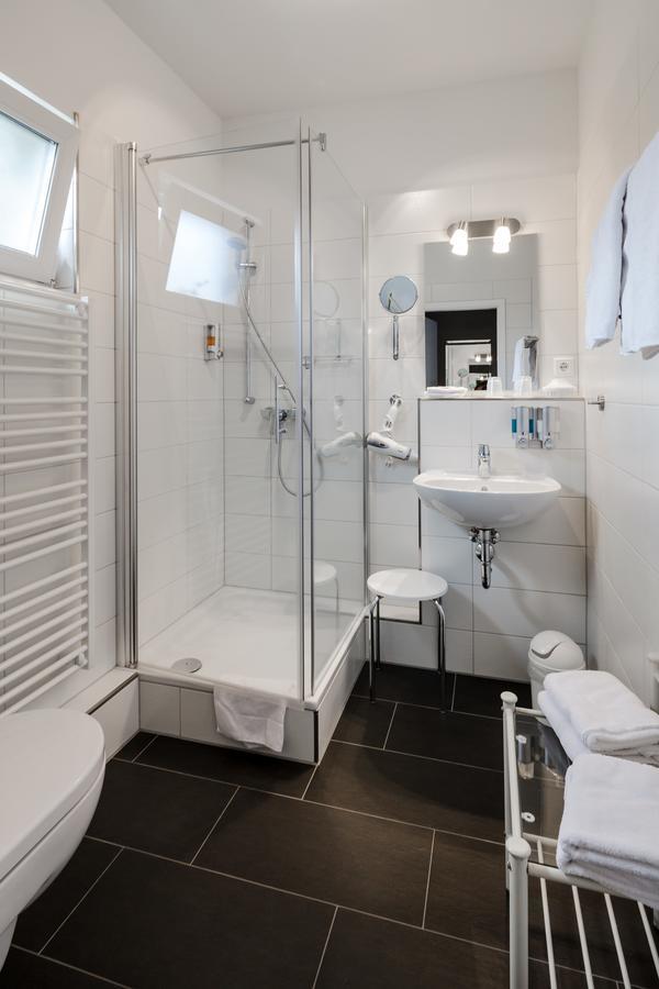 Hotel Zum Roten Tore Lüneburg Buitenkant foto